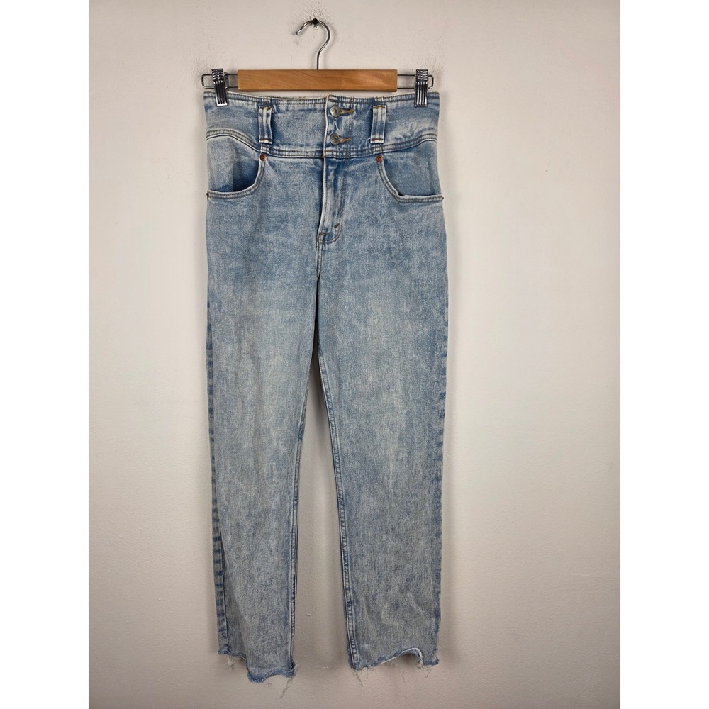 Abercrombie & Fitch Ultra High Rise Mom Jeans Light Acid Wash Raw Hem 25